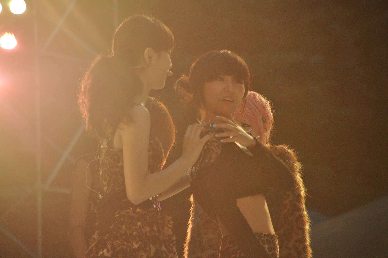 miss A getting ready backstage.