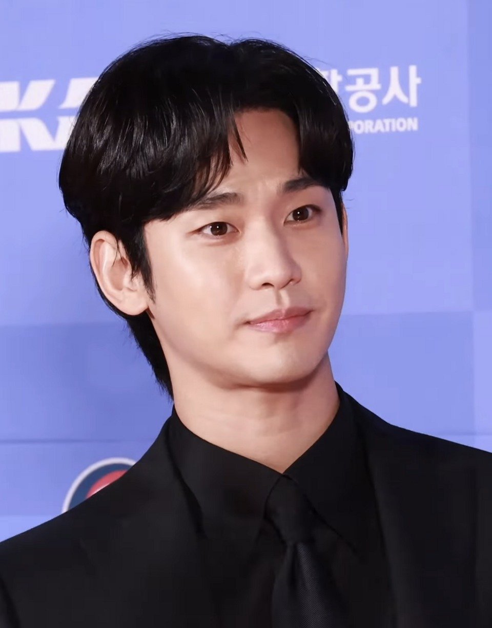 Kim Soo-hyun at the 2024 NEWSIS K-EXPO, August 2024